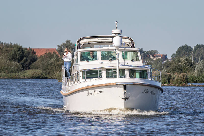 charter yacht holland